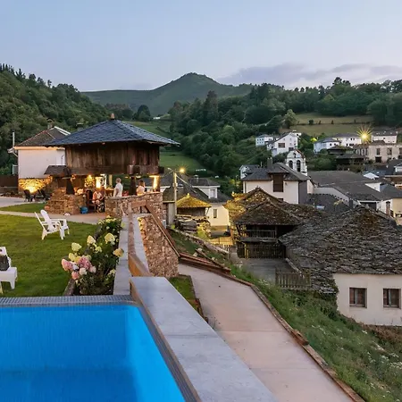 公寓式酒店 La Rectoral De 4*