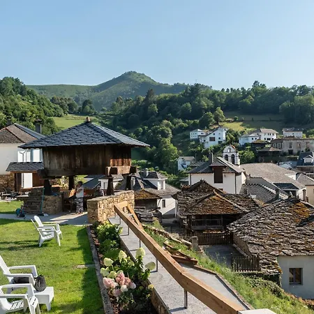 公寓式酒店 La Rectoral De 4*