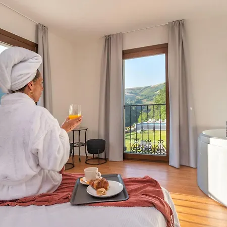 La Rectoral De 公寓式酒店 Besullo