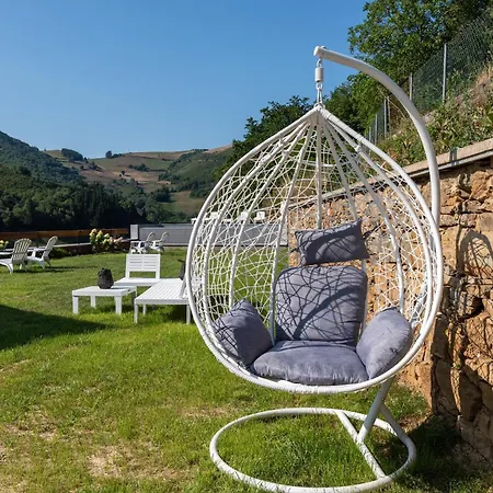 La Rectoral De 公寓式酒店 Besullo